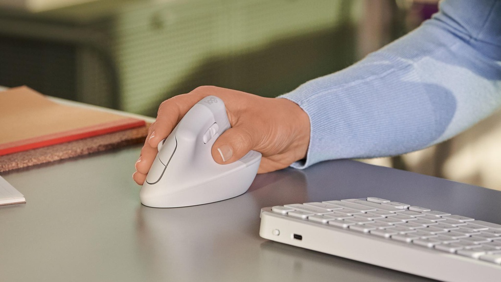 LOGITECH LOGITECH LIFT VERTICAL ERGONOMIC MOUSE (OFF-WHITE) 910-006469